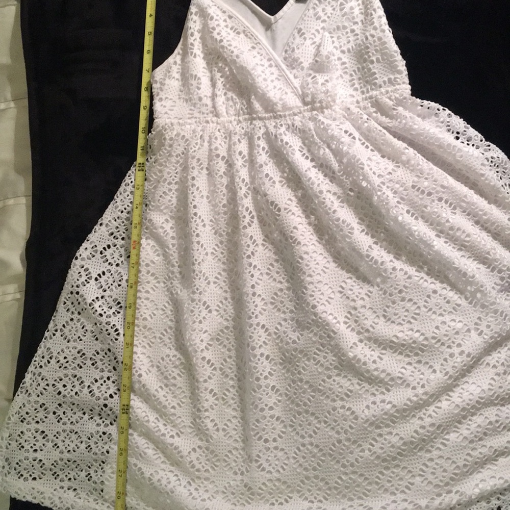 White Express Criss-cross Dress Size S